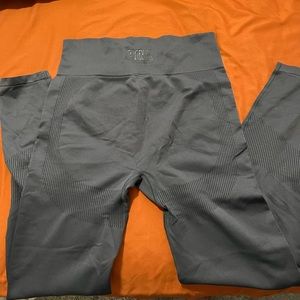 Victorias Secret Pink Active leggings